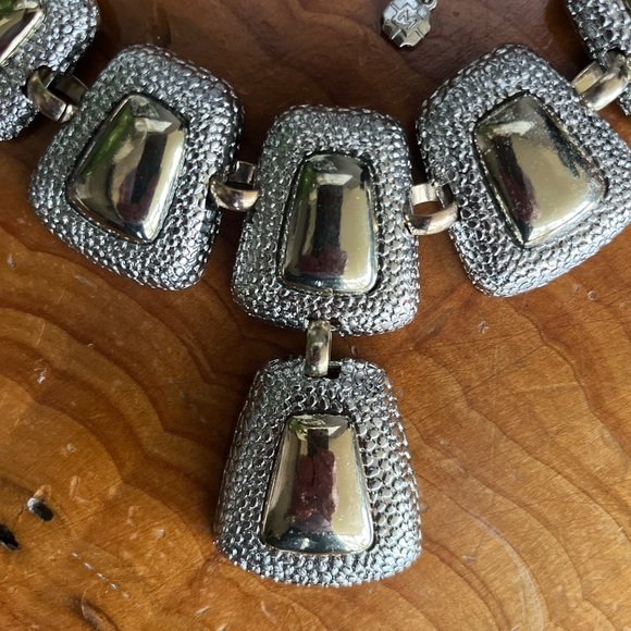 Vintage 70’s Monet silver and gold toned geometric statement necklace - Picture 2 of 5